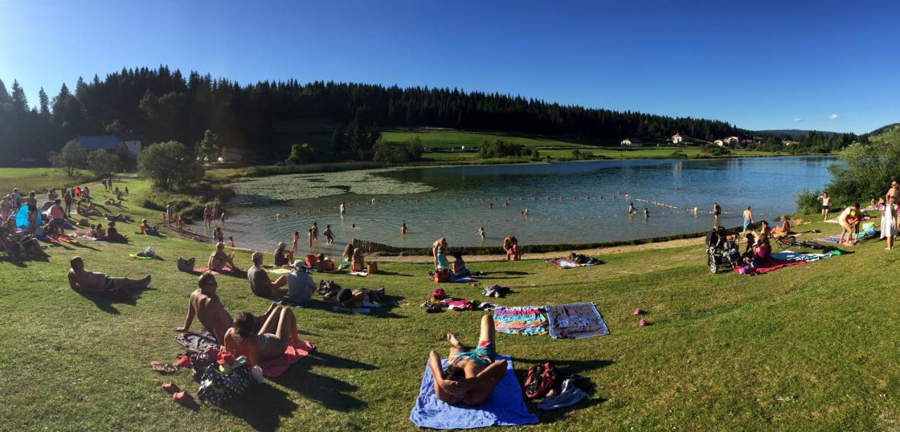 Gite Avec Terrasse Et Belle Vue - Chaletnelda Com Lamoura Eksteriør bilde